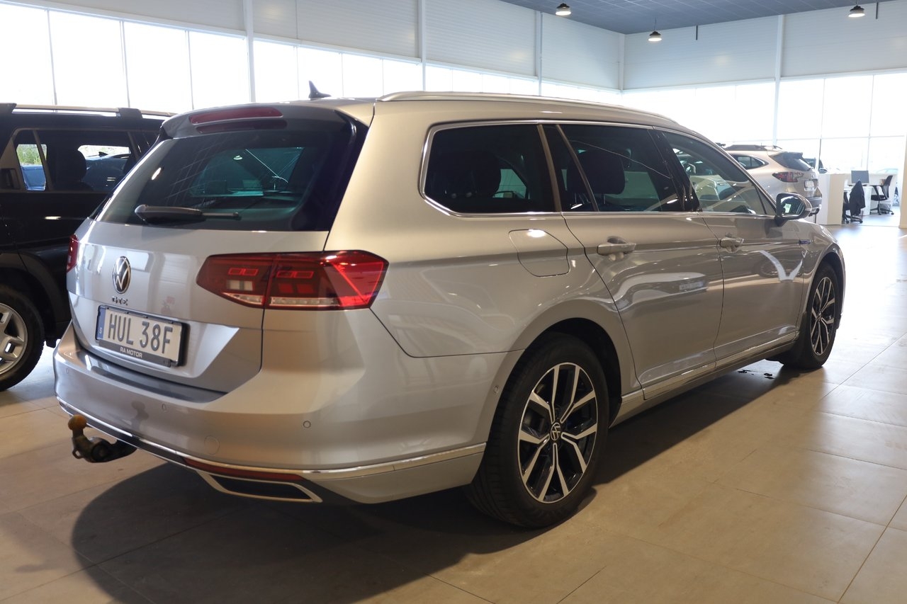 Volkswagen Passat 2022, bild 5/10