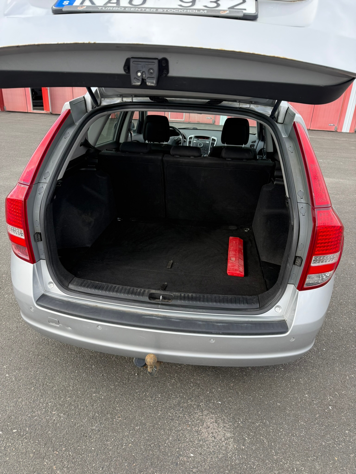 Kia Ceed _sw 1.6 CRDi Manuell 2010, bild 7/7