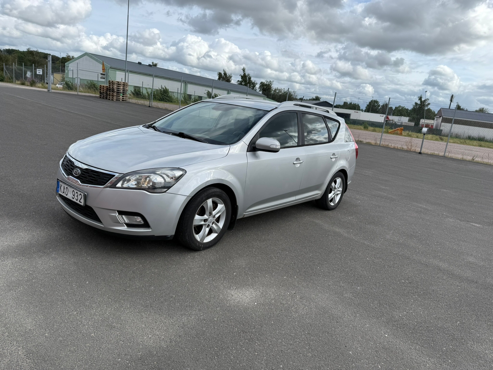 Kia Ceed _sw 1.6 CRDi Manuell 2010, bild 4/7
