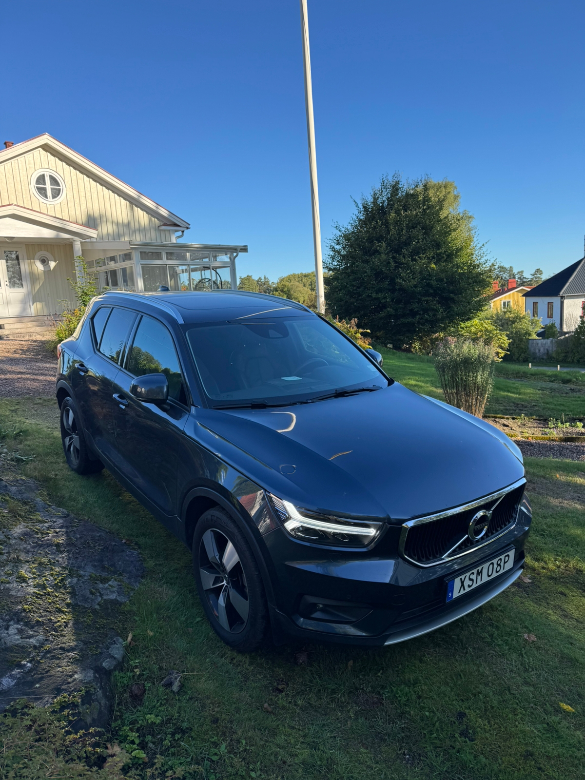 Volvo XC40 B5 AWD Geartronic 2022, bild 3/4