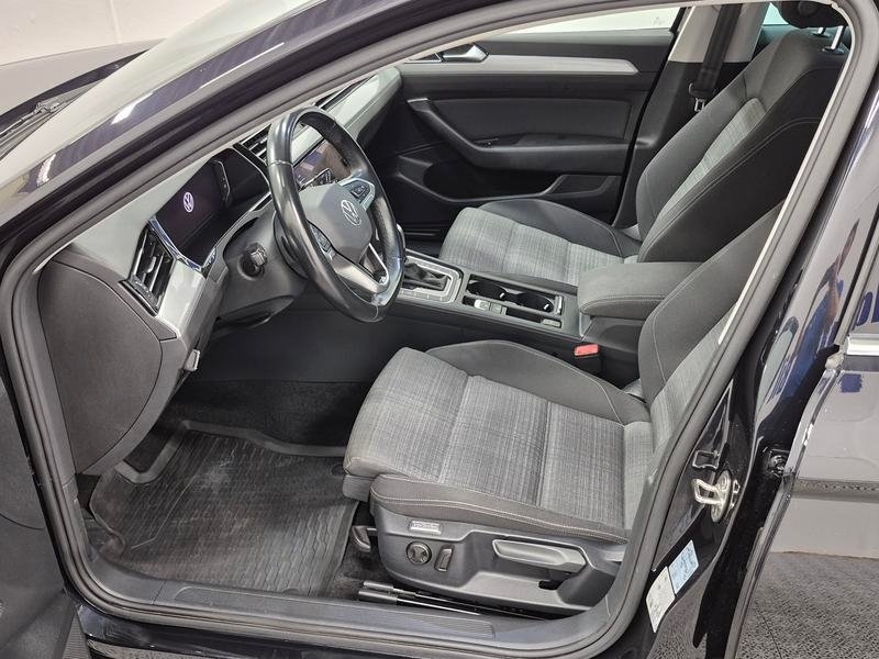 Volkswagen Passat SPORTSCOMBI 2021, bild 2/11