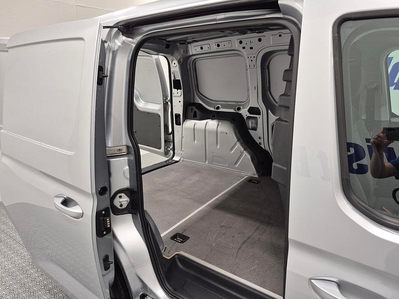 Volkswagen Caddy CARGO SKÅP 2024, bild 6/8