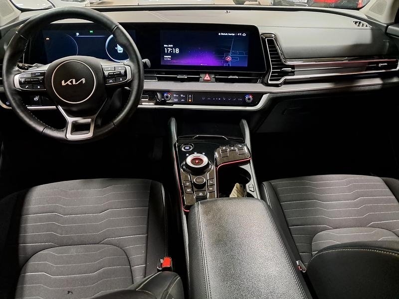 Kia Sportage AWD Plug in 2023, photo 6/7