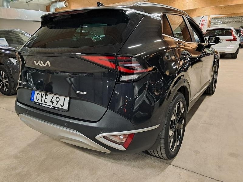 Kia Sportage AWD Plug in 2023, photo 4/7
