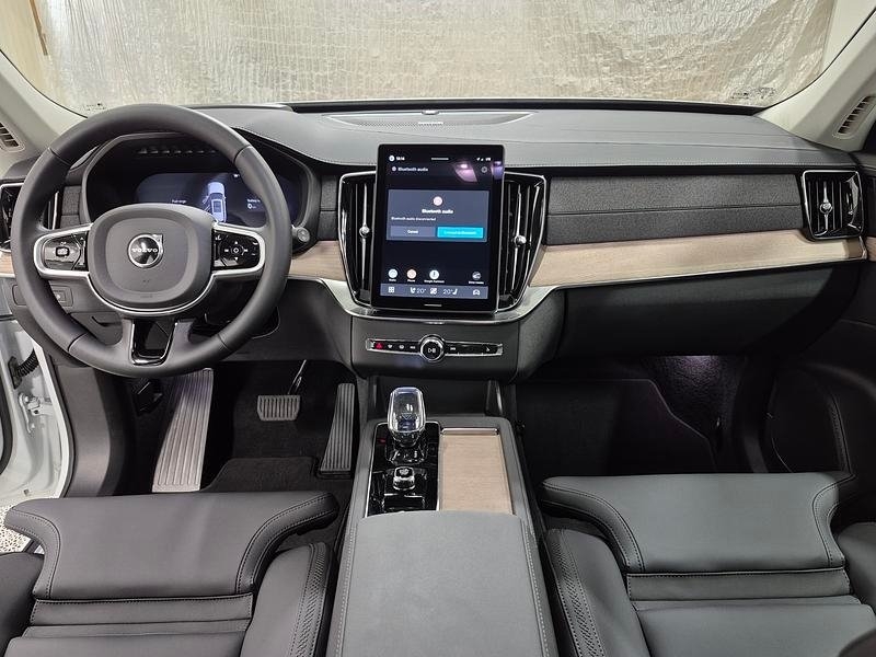 Volvo XC90 2026, photo 6/10