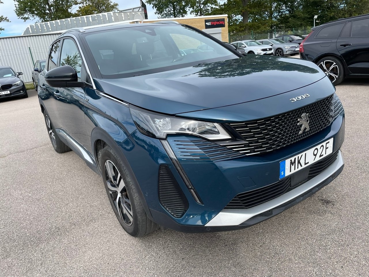 Peugeot 3008 2023, bild 2/5