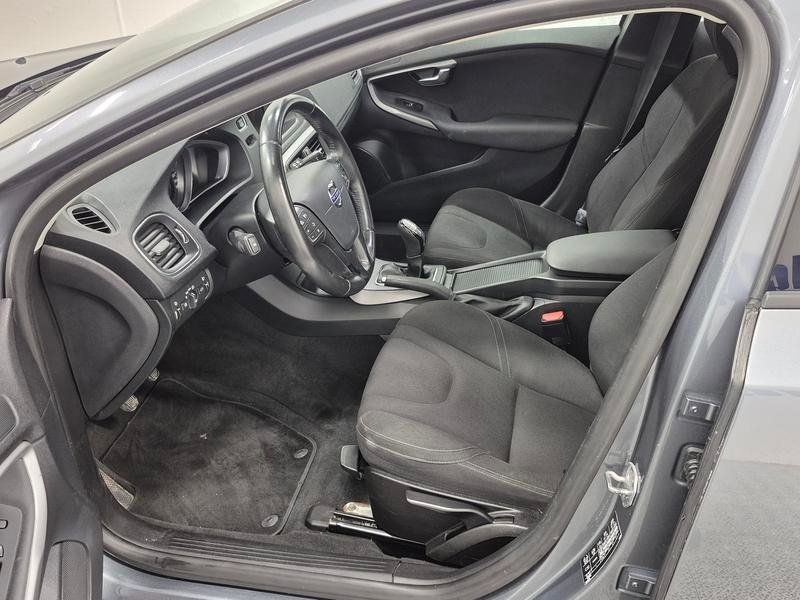 Volvo V40 D2 2016, bild 2/7