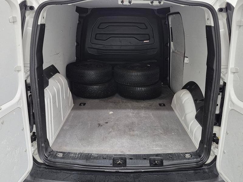 Volkswagen Caddy CARGO MAXI SKÅP 2023, bild 6/7