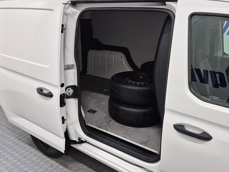 Volkswagen Caddy CARGO MAXI SKÅP 2023, bild 7/7