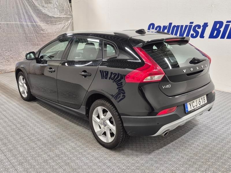 Volvo V40 Cross Country D3 2016, kuva 5/8