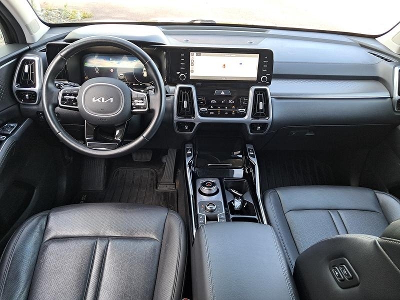 Kia Sorento Recharge 7-sits Plug in 2022, kuva 6/8