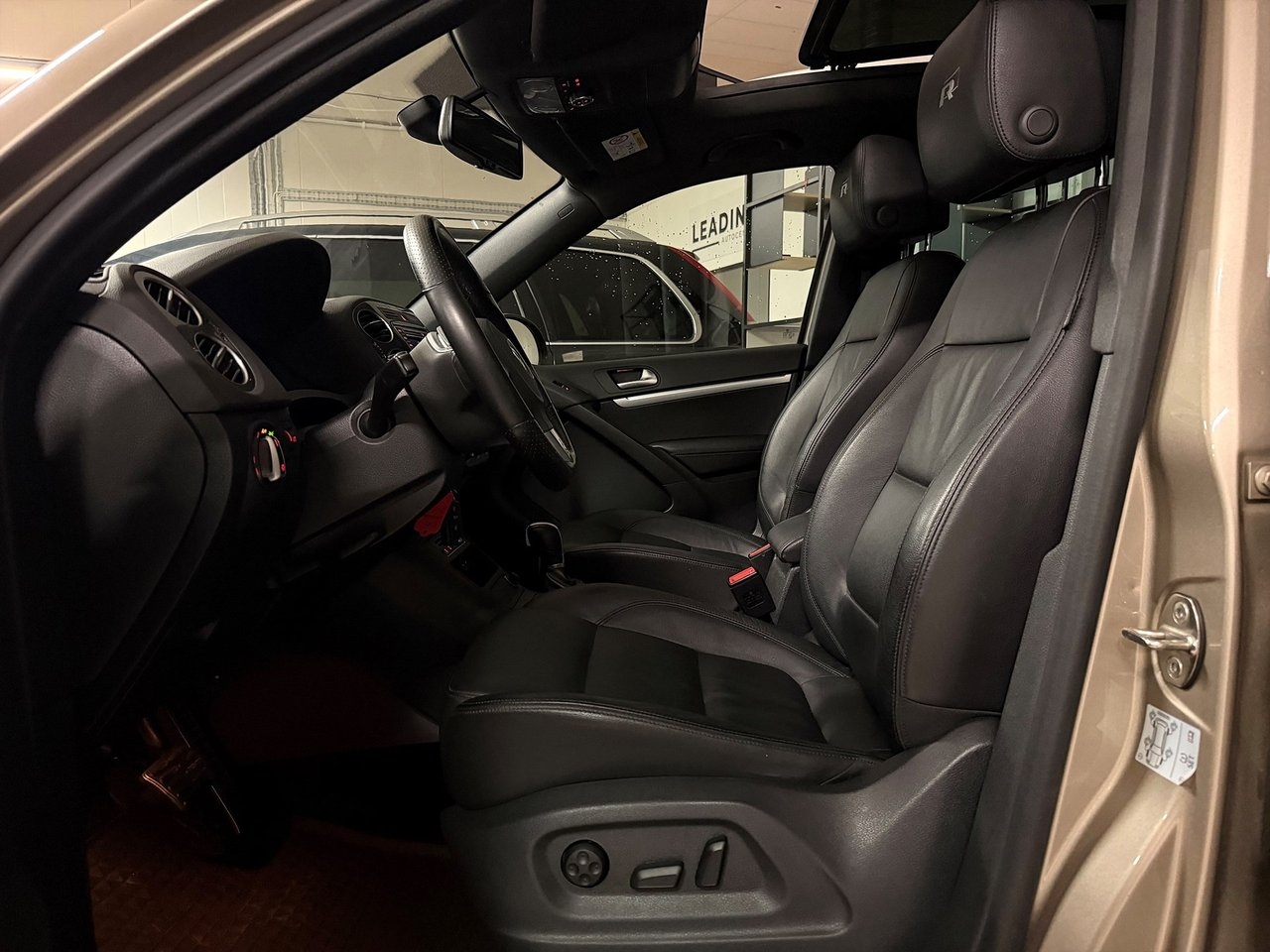 Volkswagen Tiguan 2016, kuva 4/10