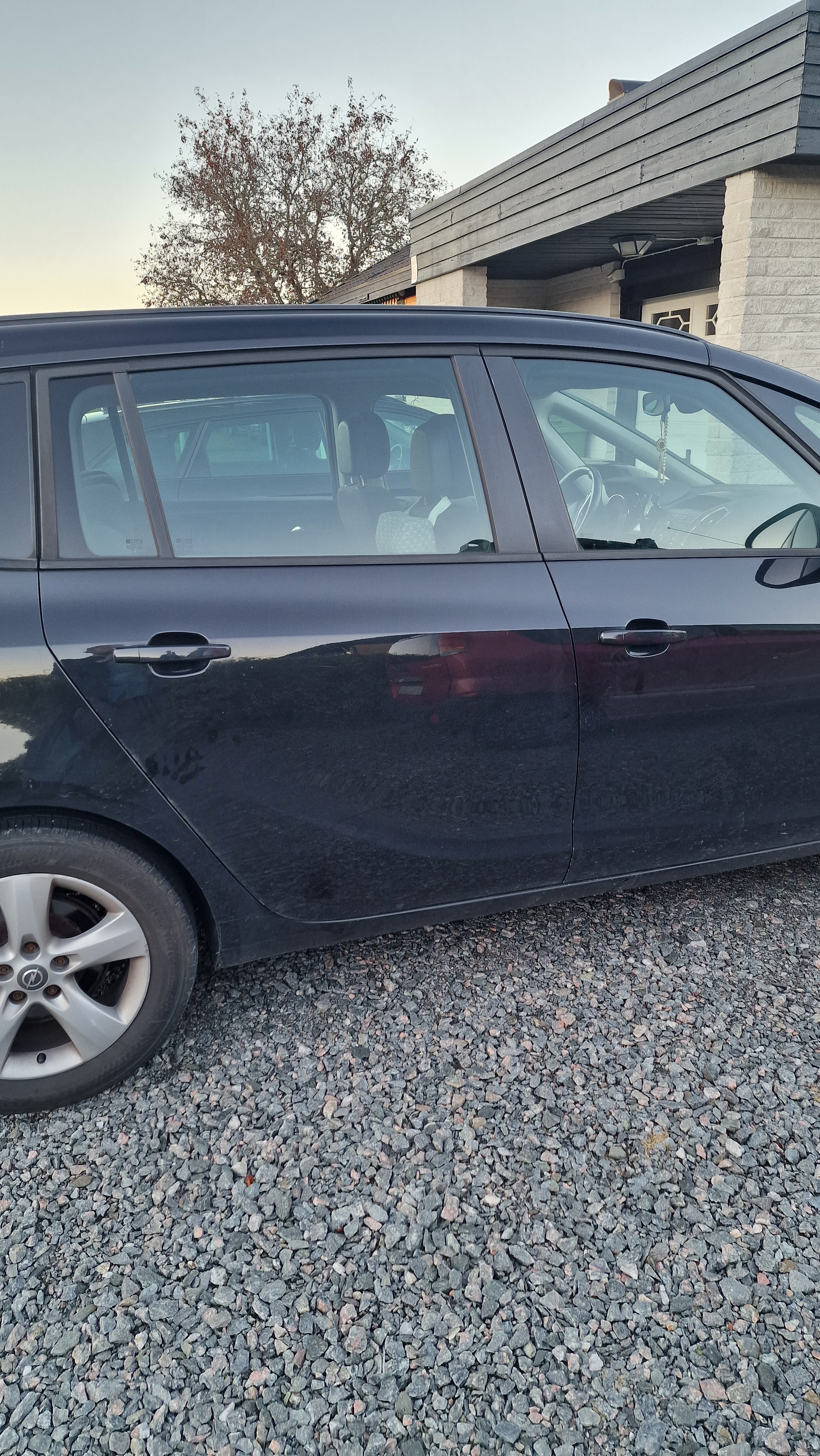 Opel Zafira Tourer 2014, bild 2/4