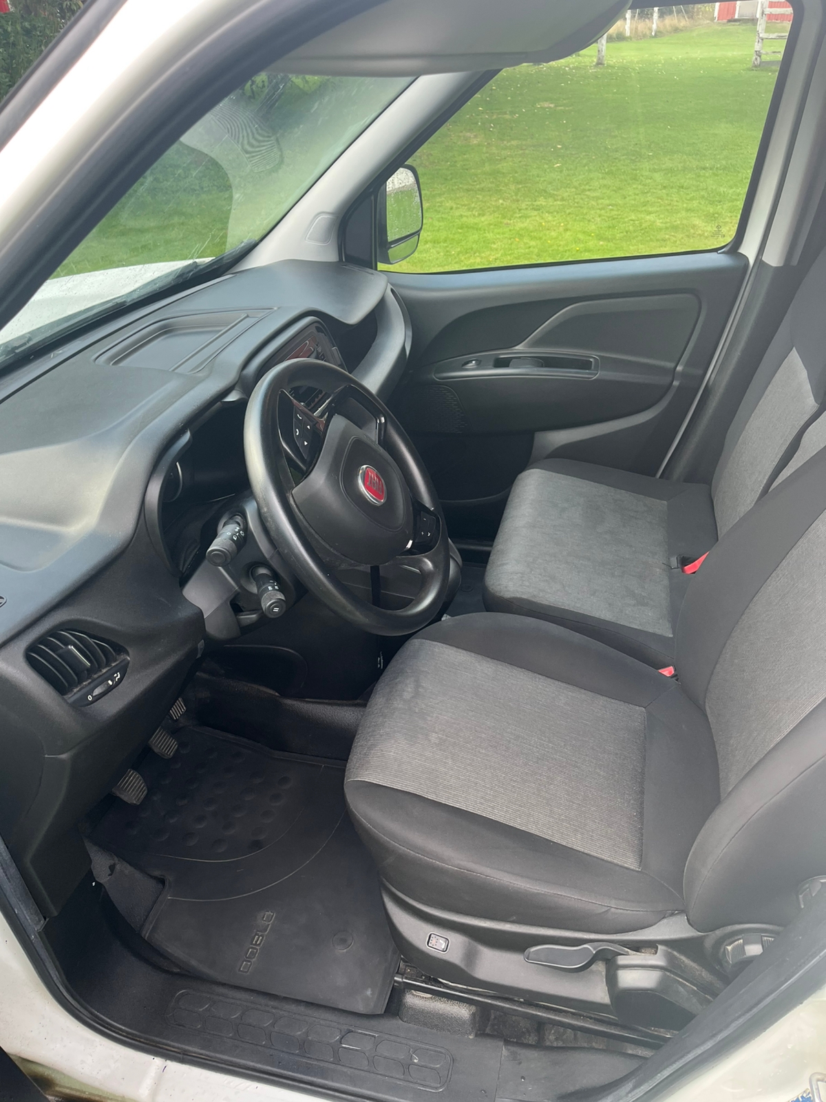Fiat Doblo 2016, bild 6/8