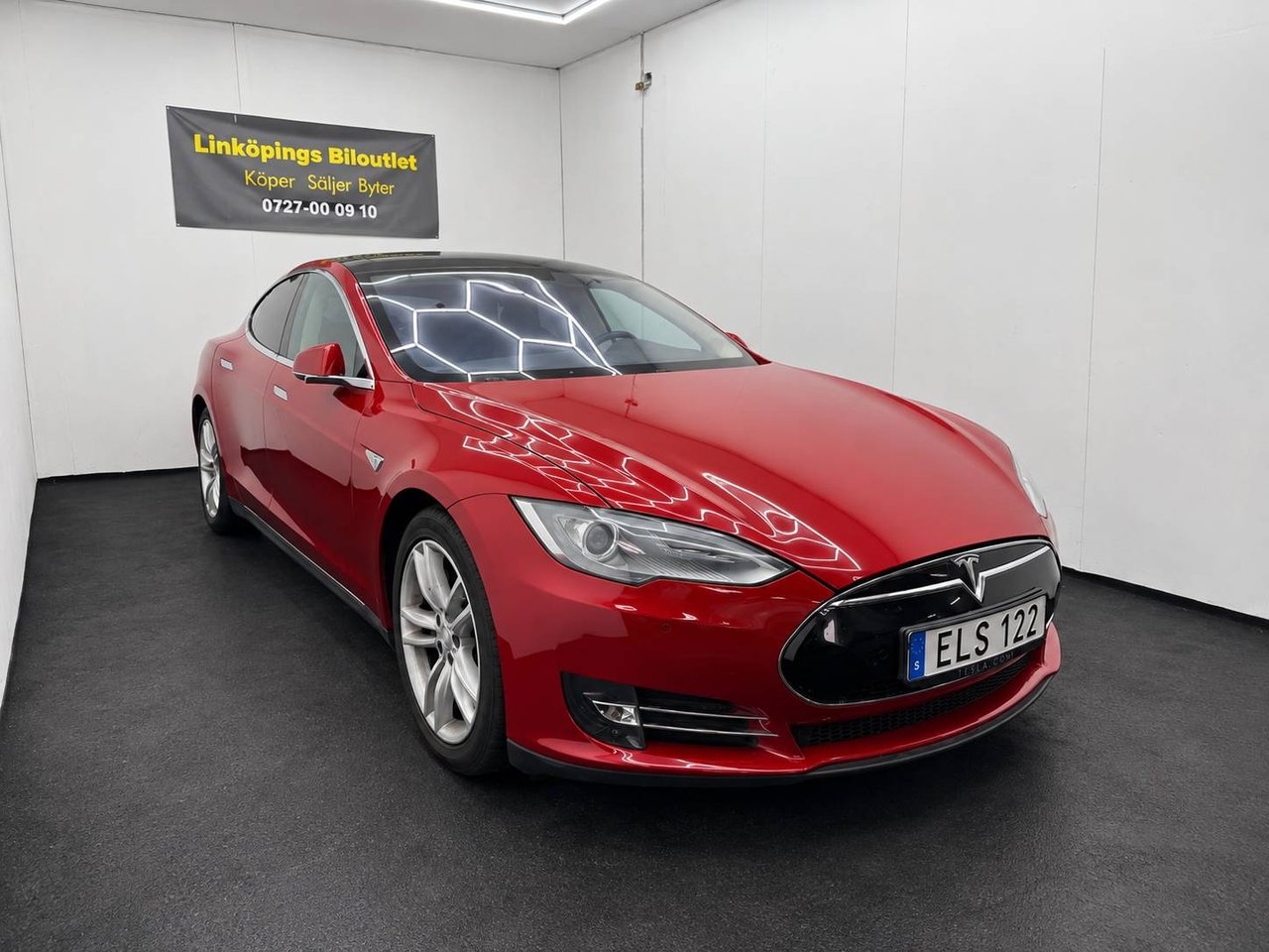 Tesla Model S 85 2014, photo 2/10
