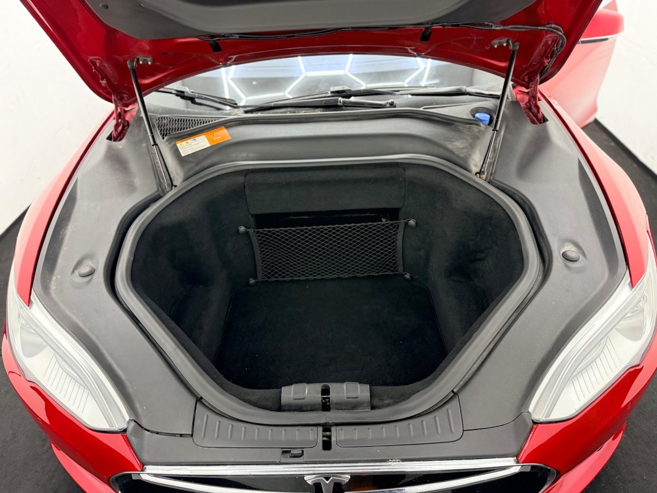 Tesla Model S 85 2014, photo 4/10