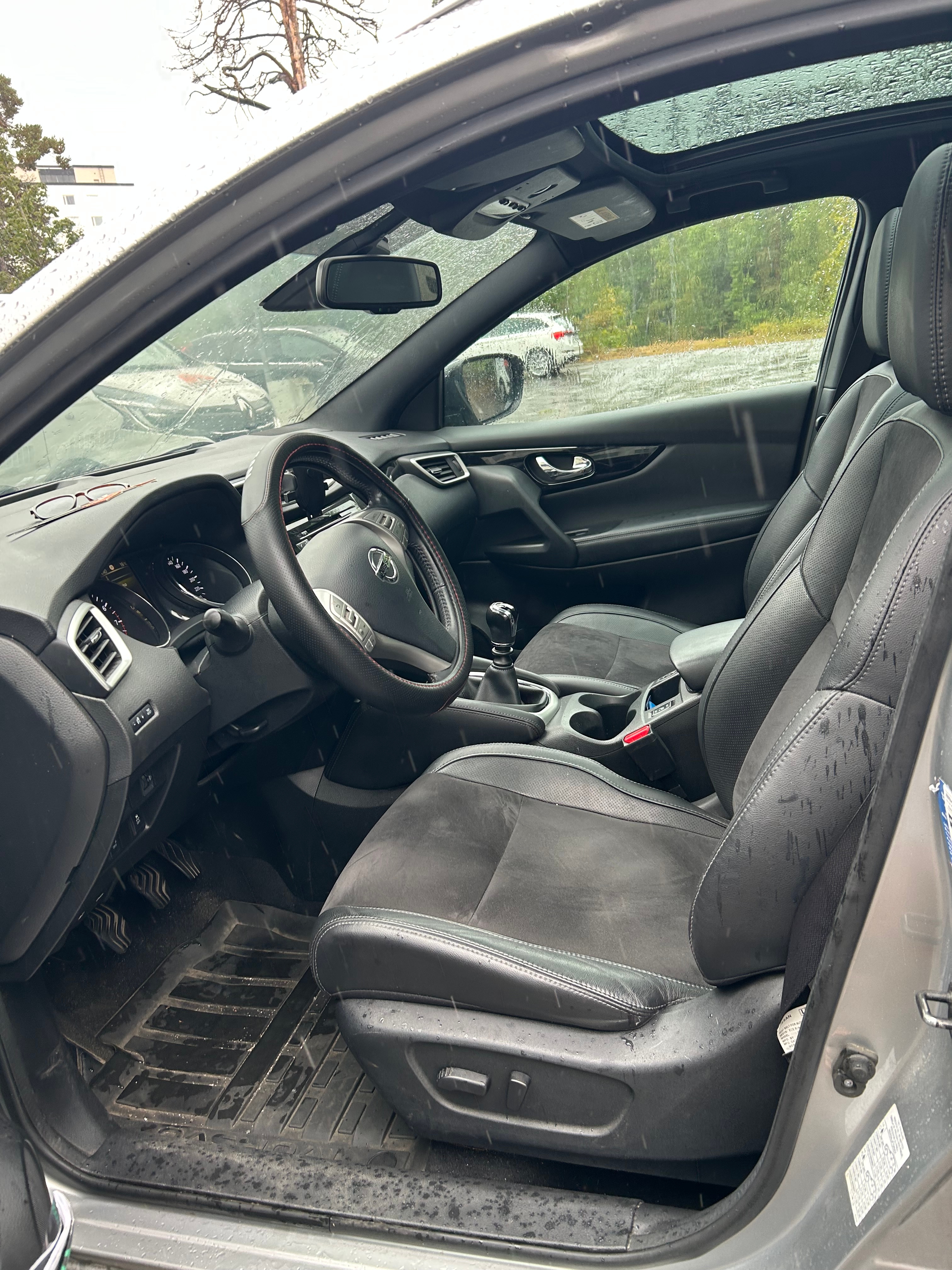 Nissan Qashqai 1.2 DIG-T Manuell 2017, bild 5/10