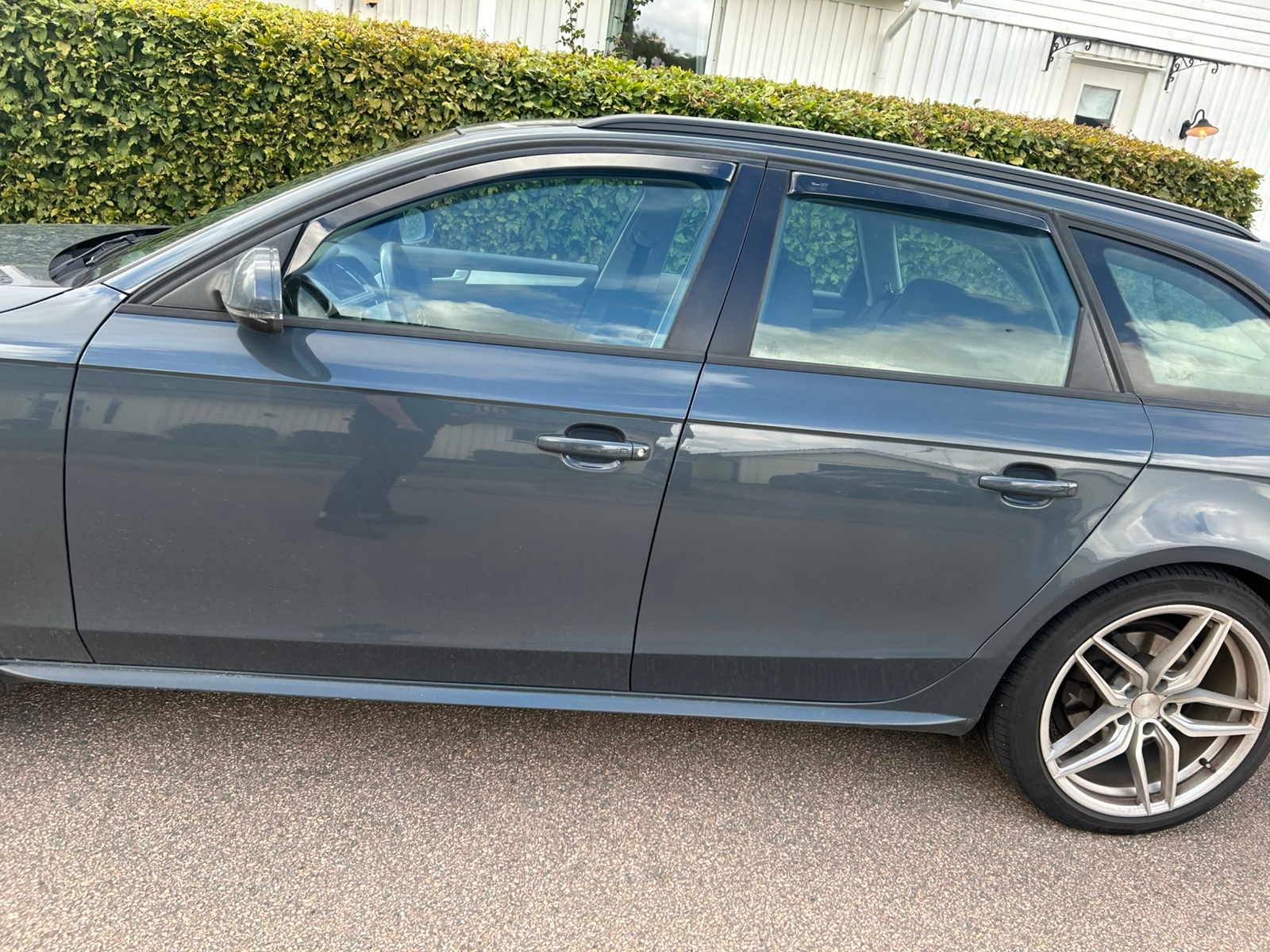 Audi A4 Avant 2.0 TDI DPF Manuell 2011, photo 3/10