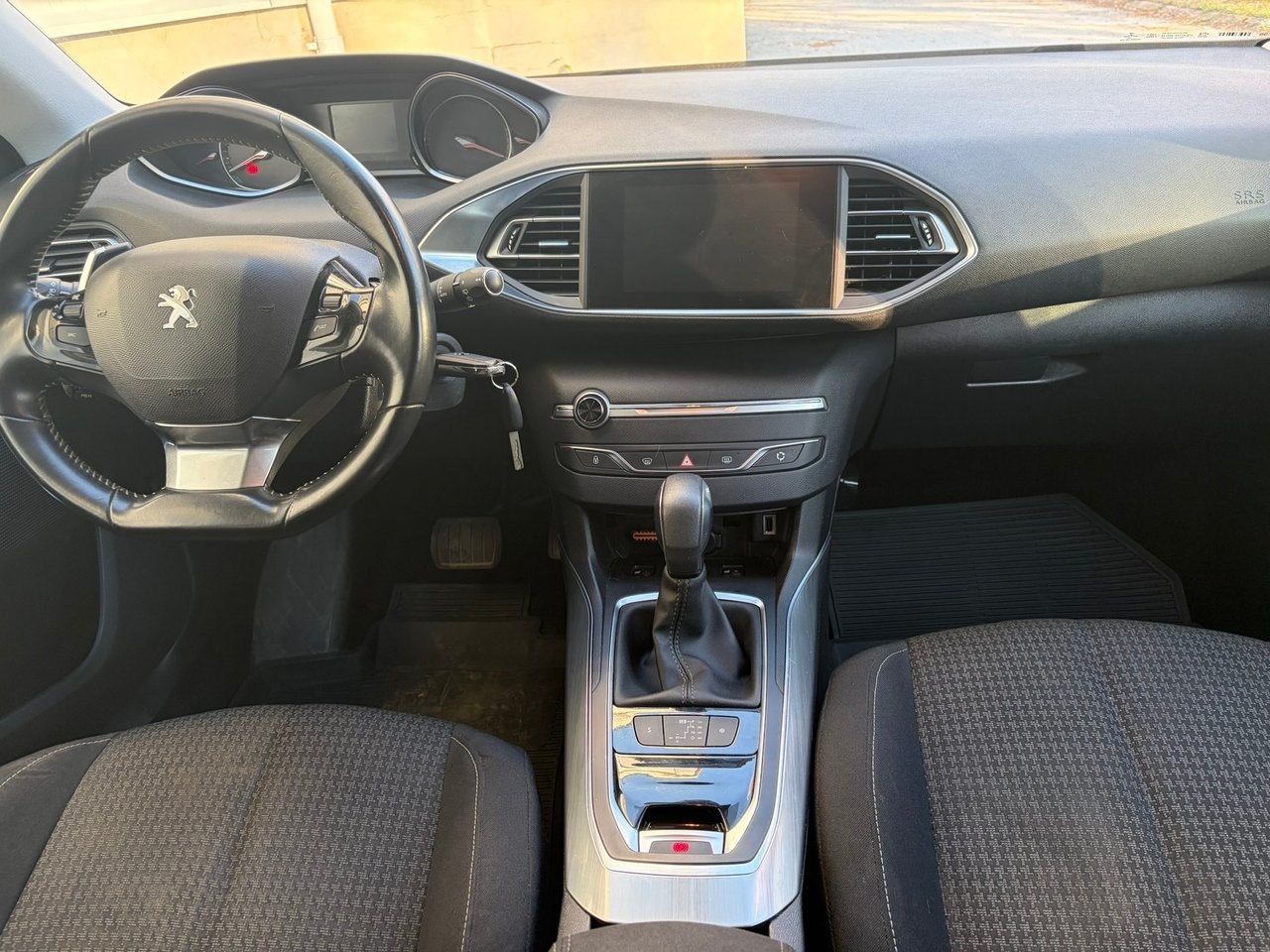 Peugeot 308 2019, kuva 7/10
