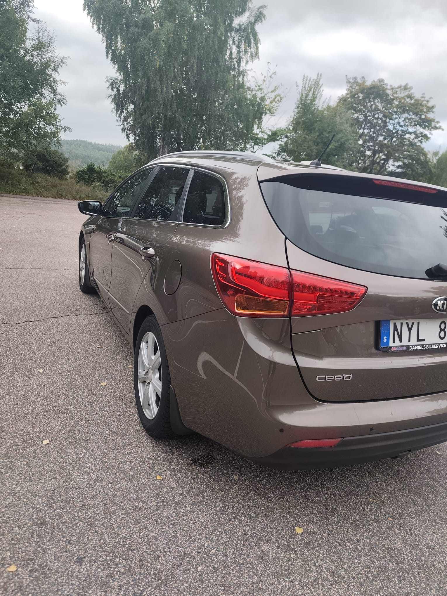 Kia Ceed _sw 1.6 CRDi Manuell 2014, bild 5/10