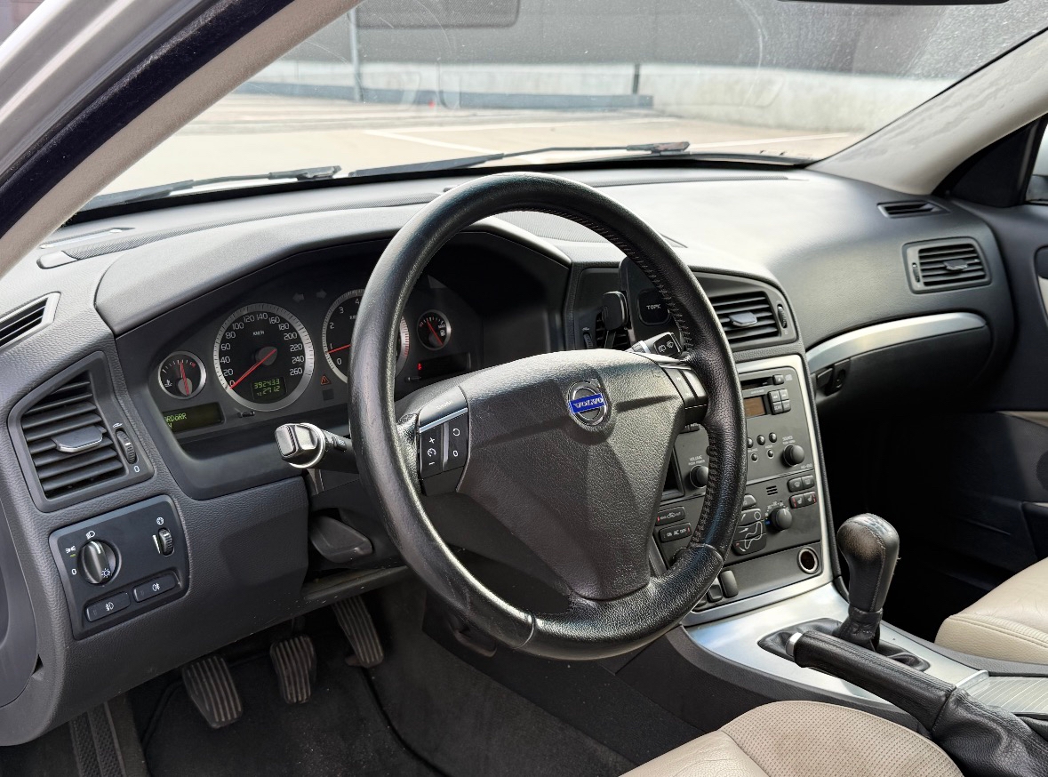 Volvo V70 2.4 Manuell 2007, photo 4/5