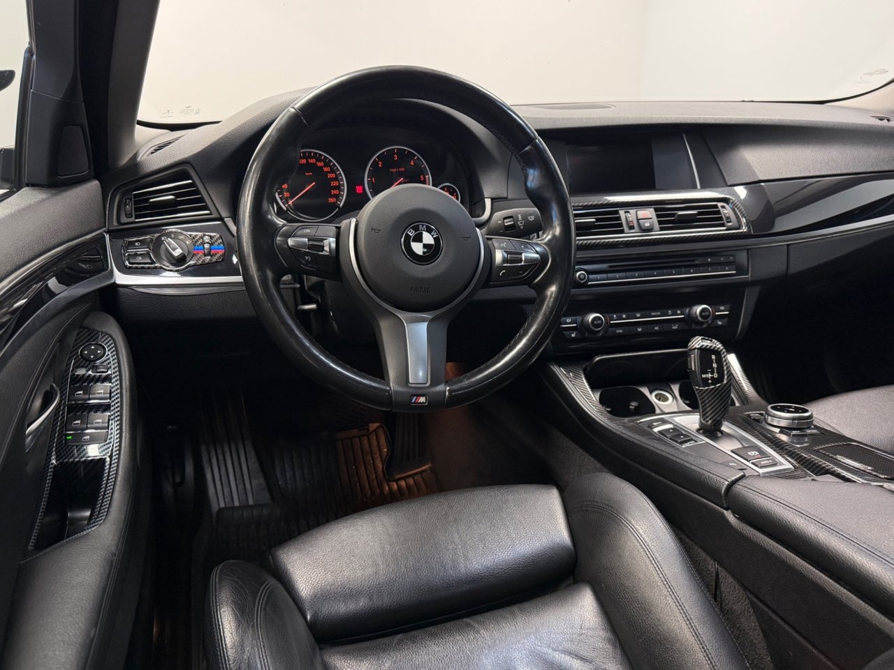 BMW 520 d LCI Sedan Steptronic 2014, bild 7/10