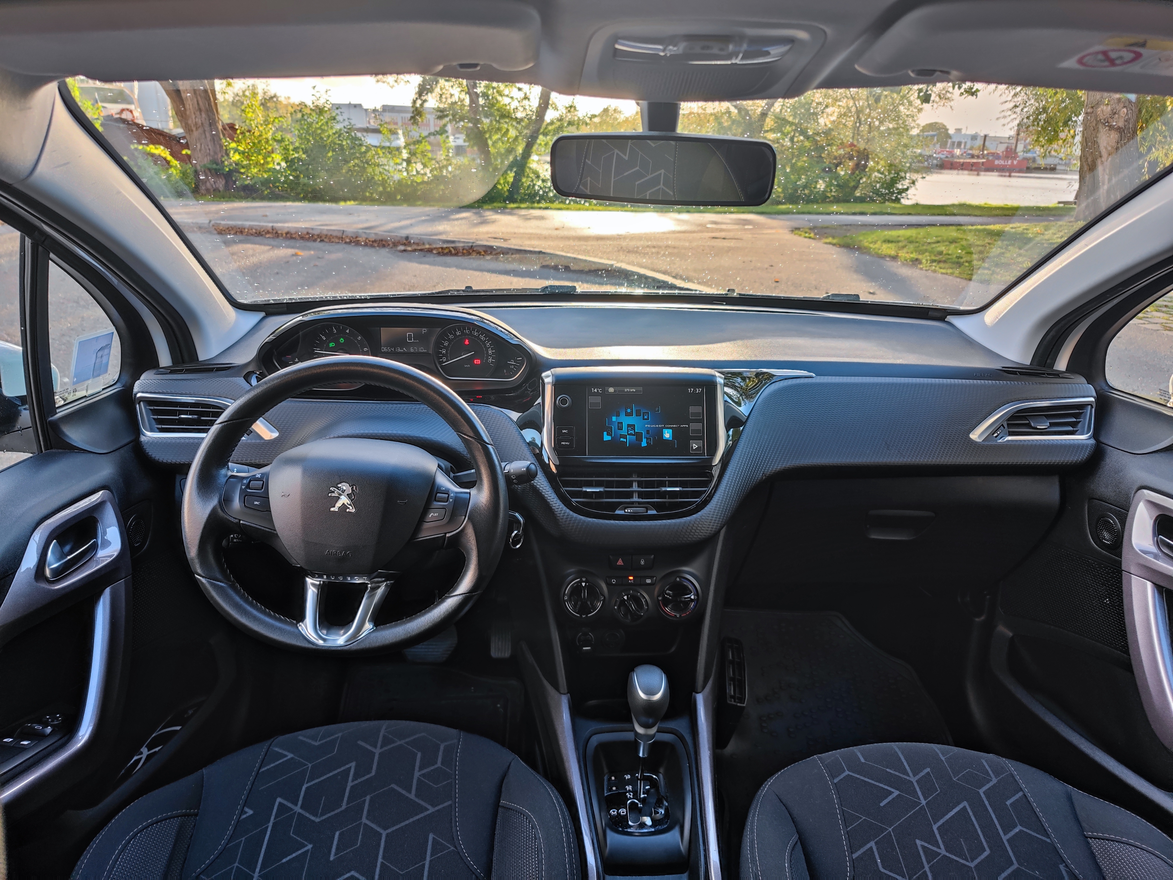 Peugeot 2008 2015, bild 6/11