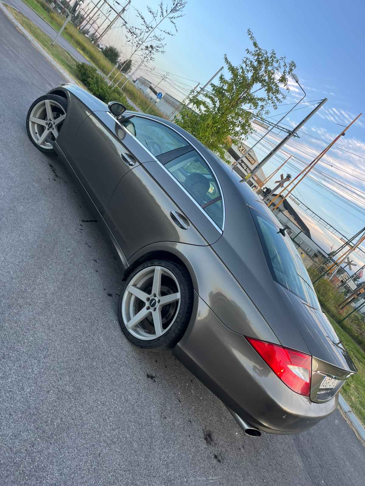 Mercedes-Benz CLS 350 7G-Tronic 2007, kuva 2/8
