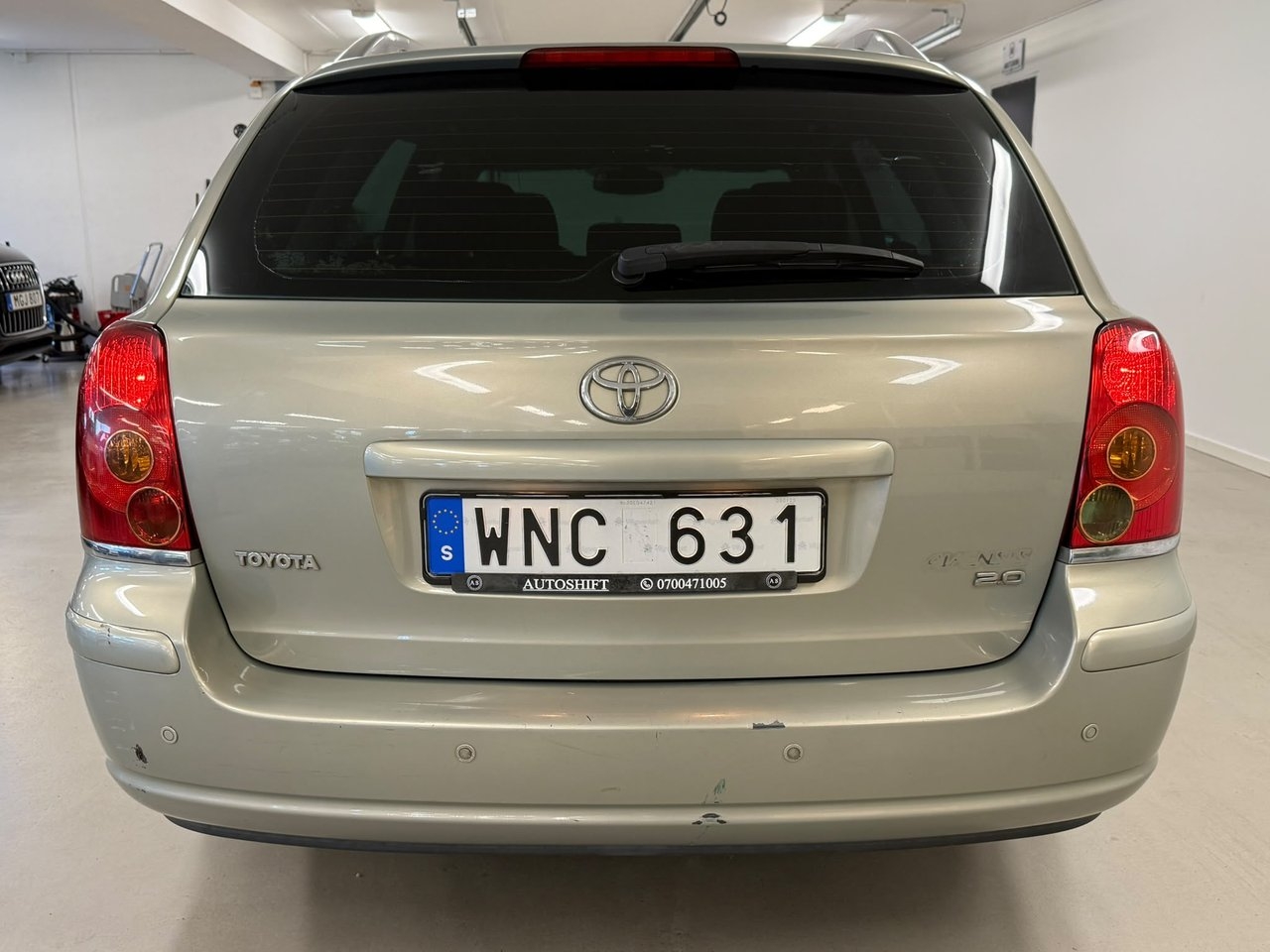 Toyota Avensis 2005, kuva 7/10
