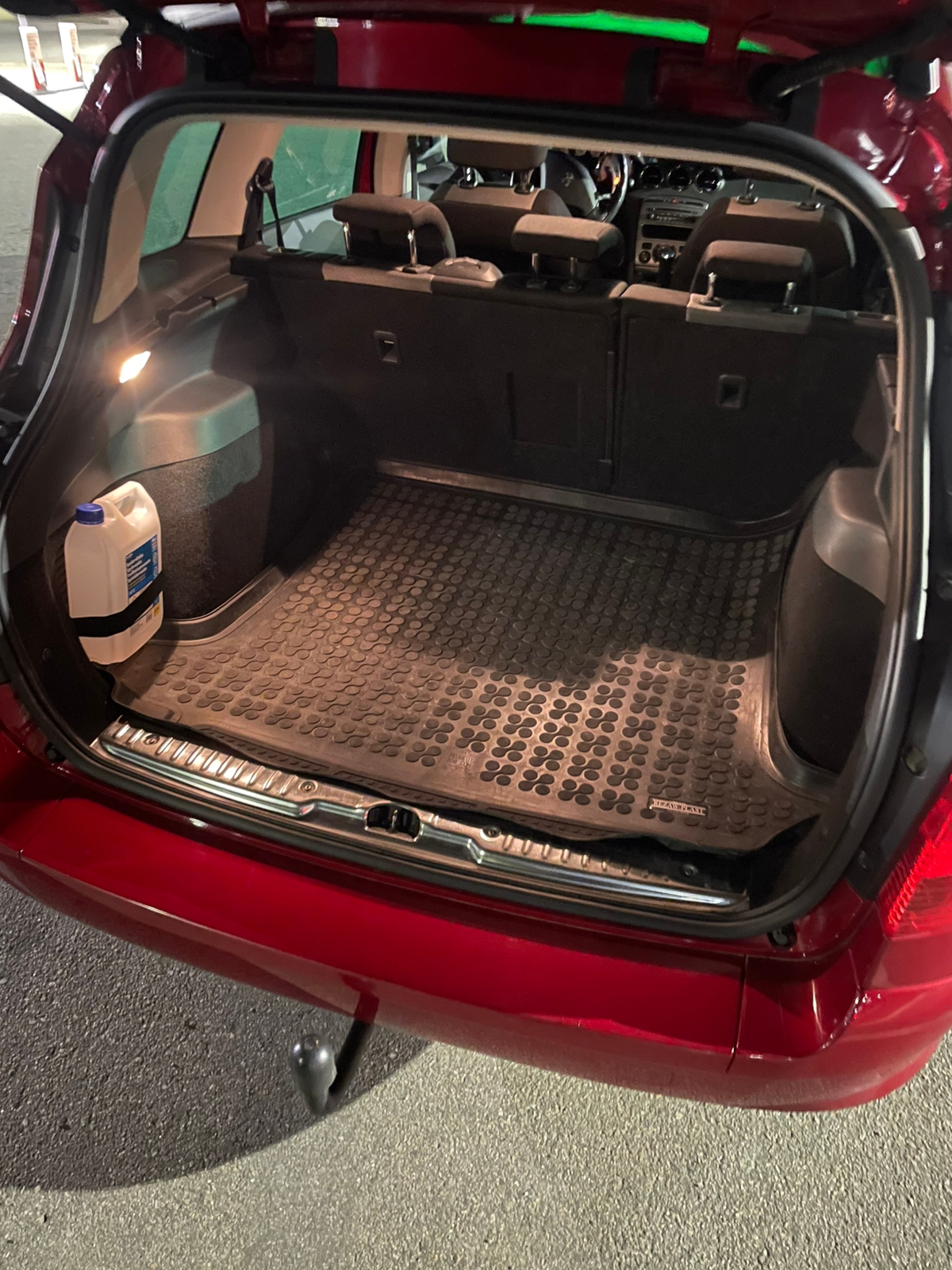 Peugeot 308 SW 1.6 e-HDi FAP EGS 2012, bild 6/7