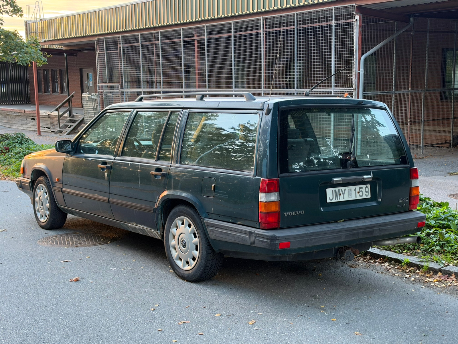 Volvo 940 Kombi 2.3 Automatisk 1995, bild 2/6