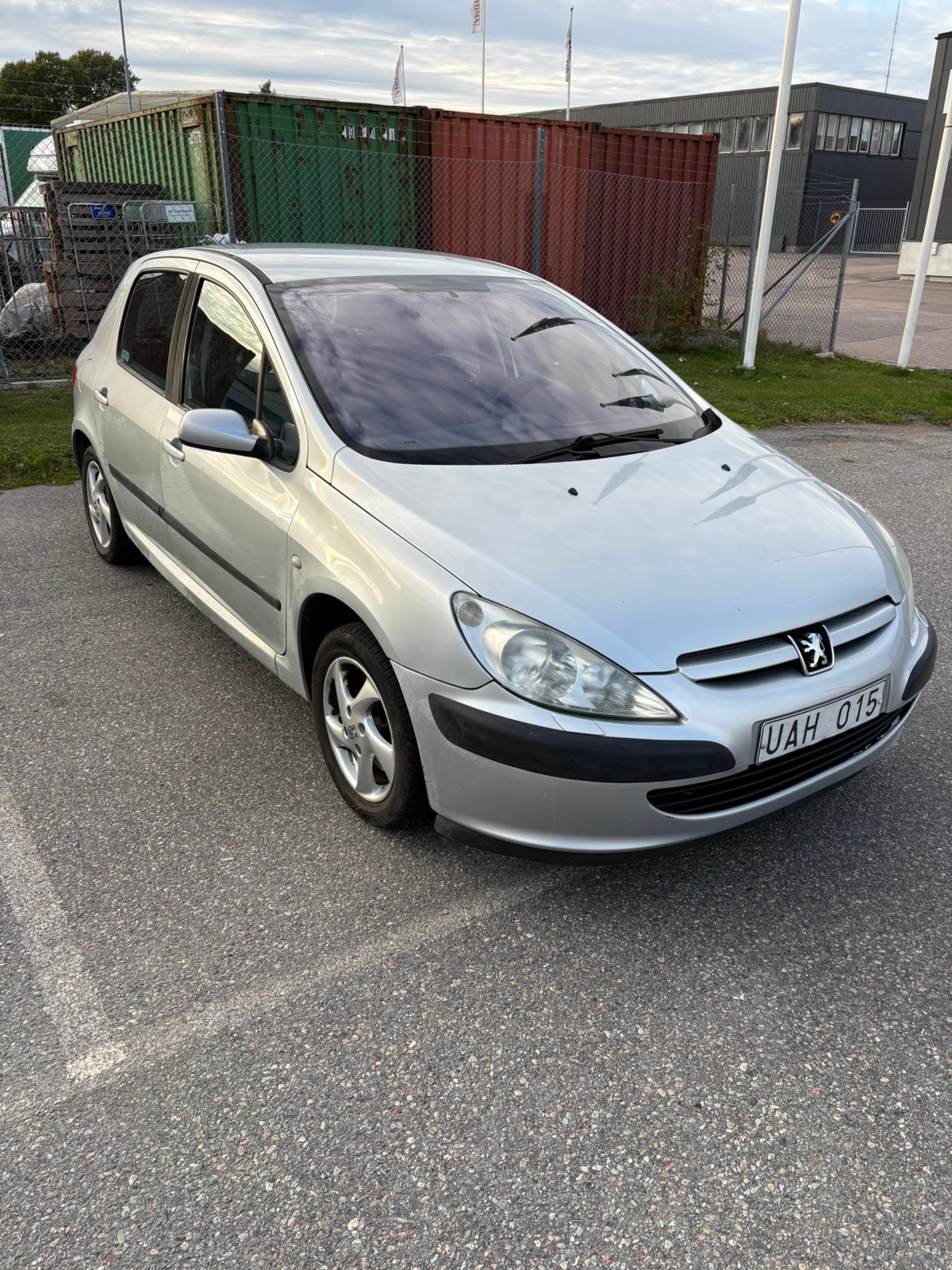 Peugeot 307 5-dörrar 2.0 Manuell 2003, bild 3/9
