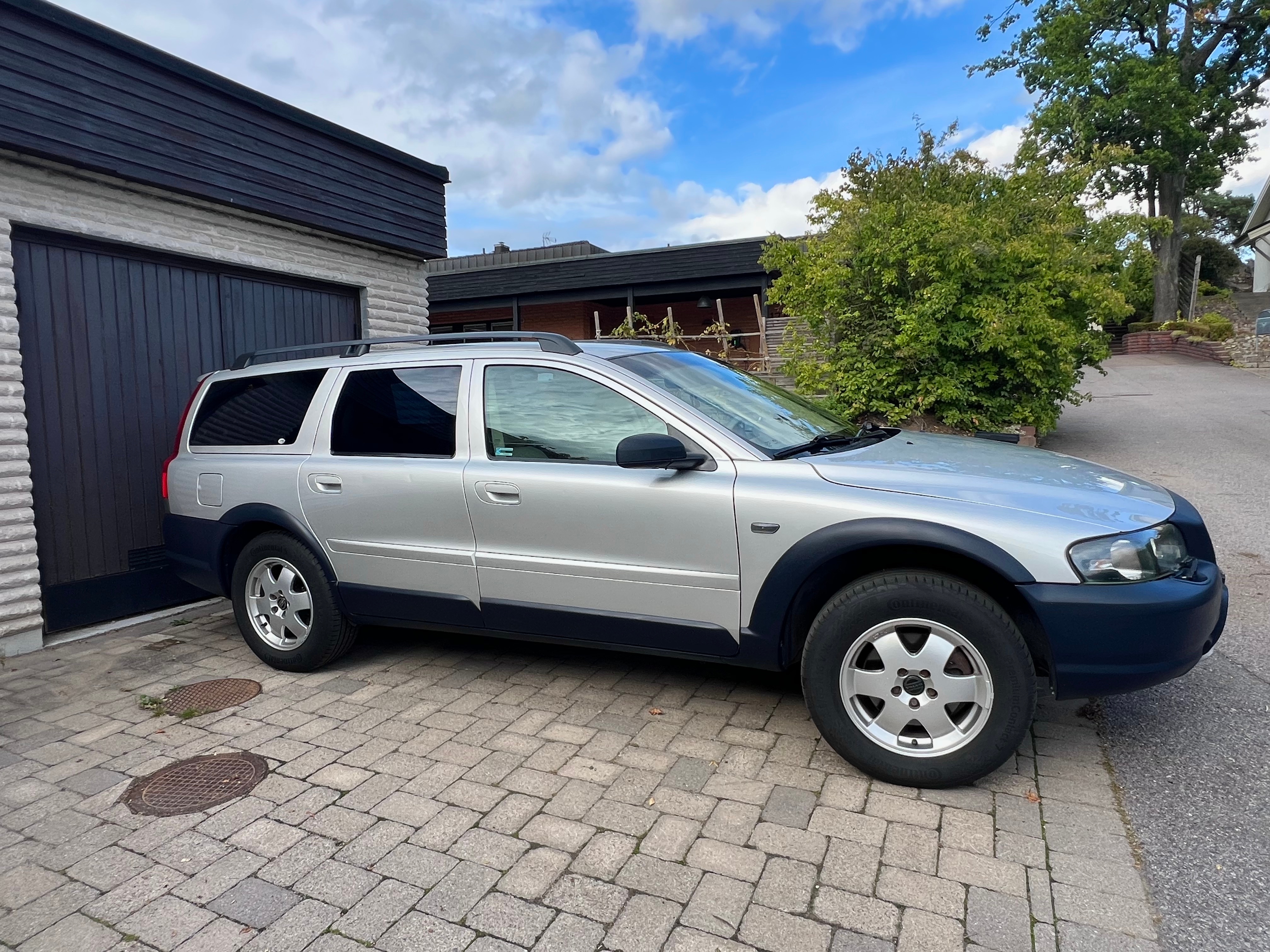 Volvo XC70 2.5T AWD (7 sitsig) 2004, bild 3/10