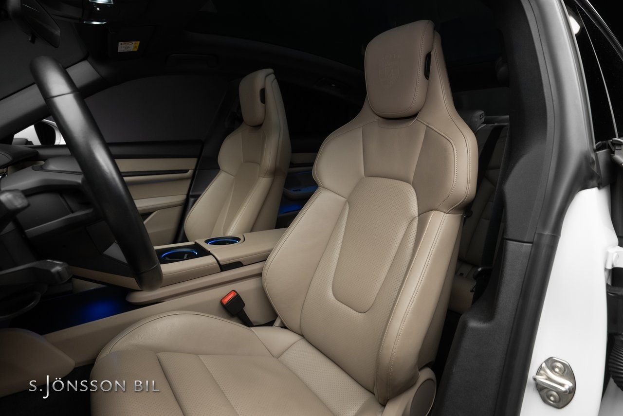 Porsche Taycan 2021, bild 3/10