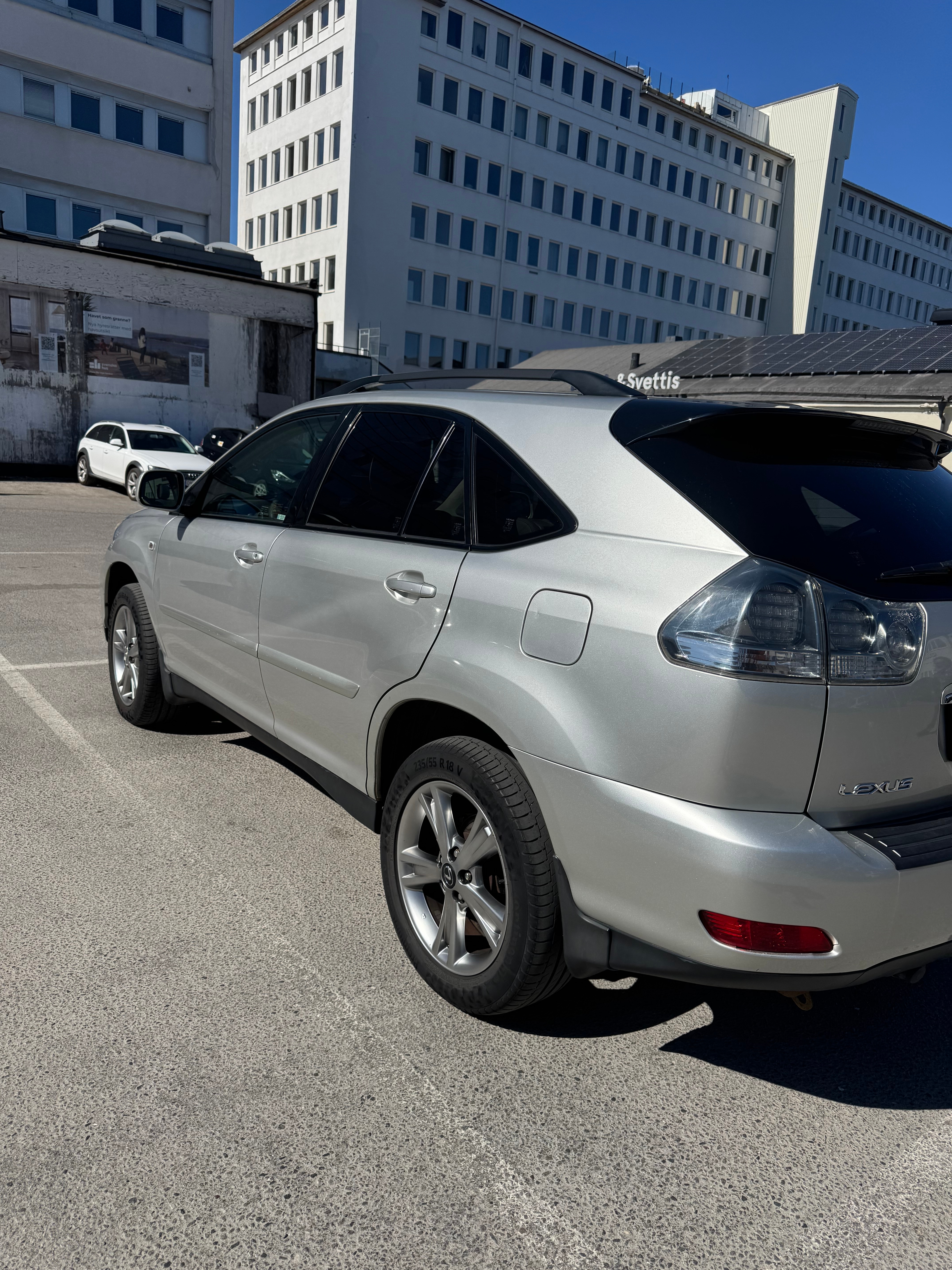 Lexus RX 400h AWD 3.3 V6 AWD CVT 2006, bild 2/10