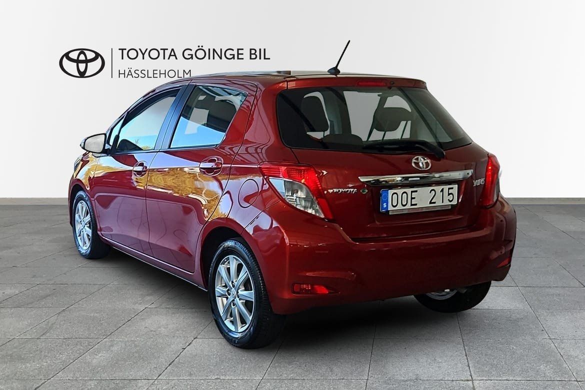 Toyota Yaris 1.33 5-D COMFO 2011, bild 2/10