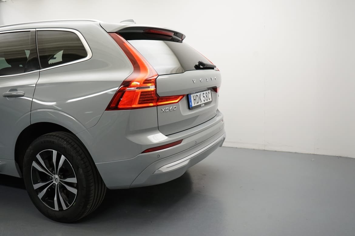 Volvo XC60 T6 Core Edition, Taklucka 2025, bild 3/10