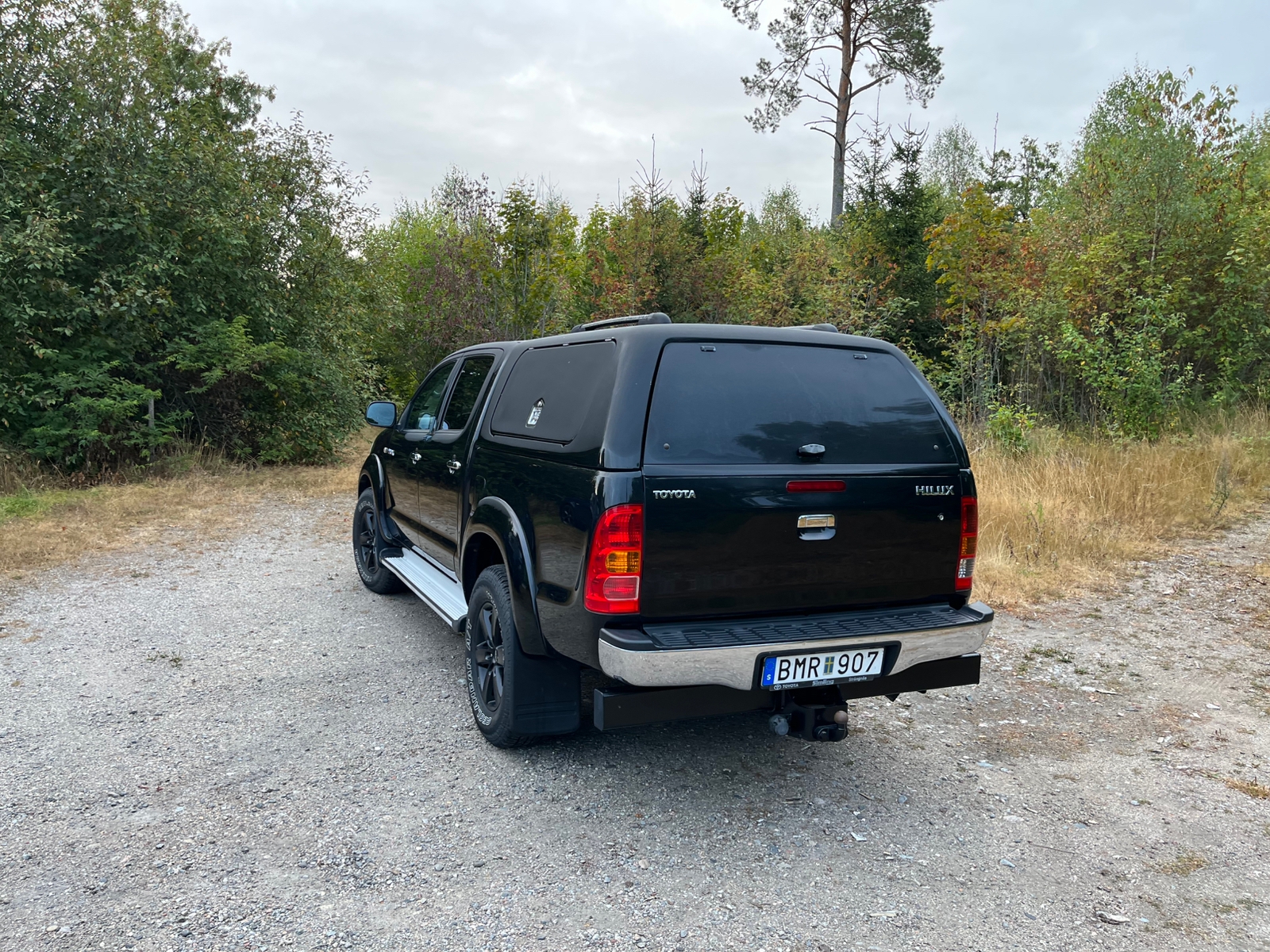 Toyota HiLux 2011, bild 4/10