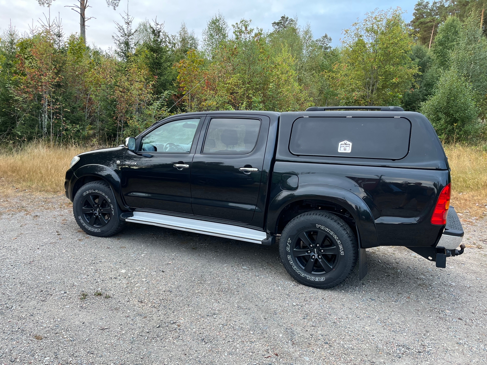 Toyota HiLux 2011, bild 3/10