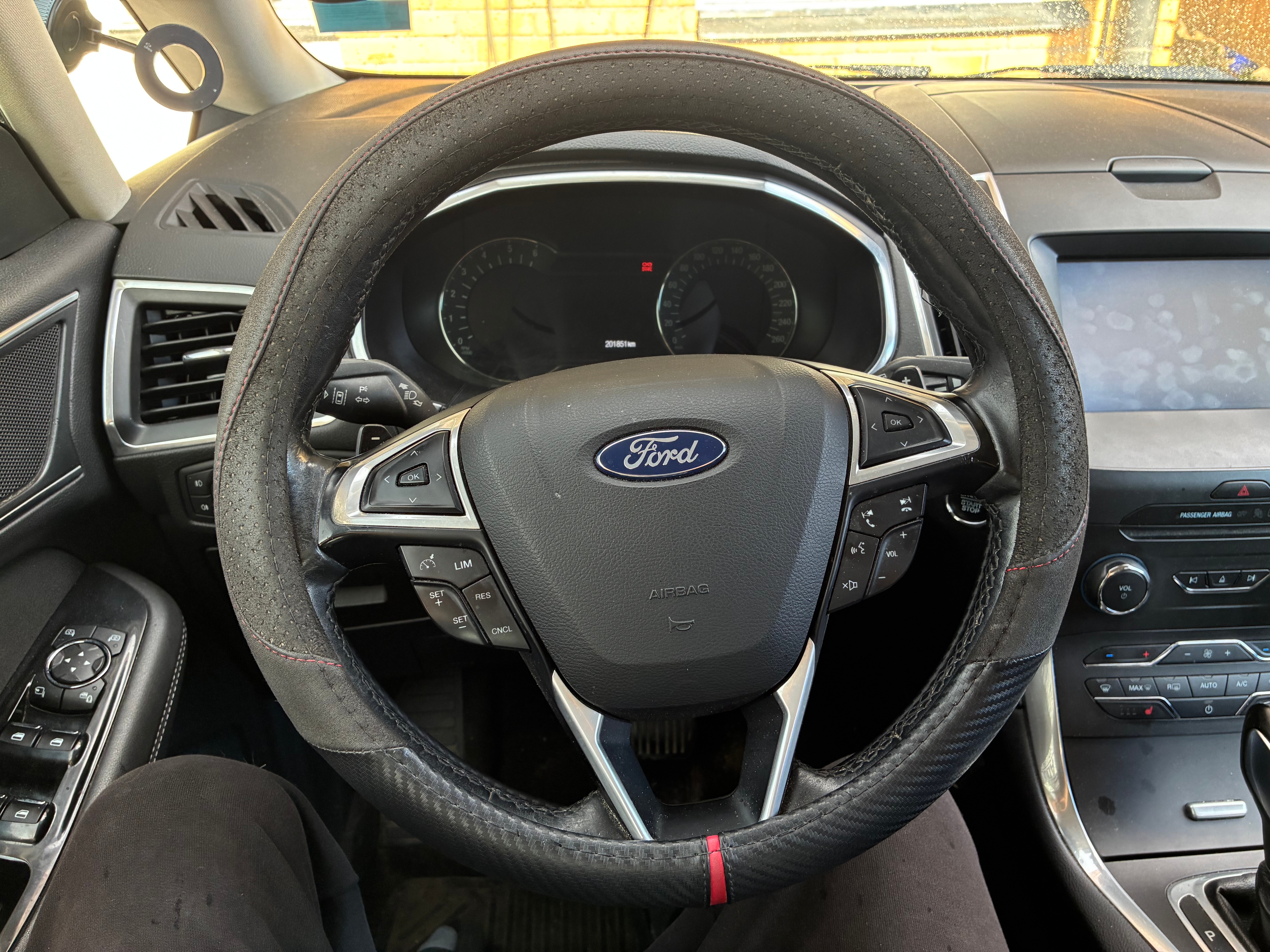 Ford Galaxy 2.0 TDCi Powershift 2016, bild 5/9
