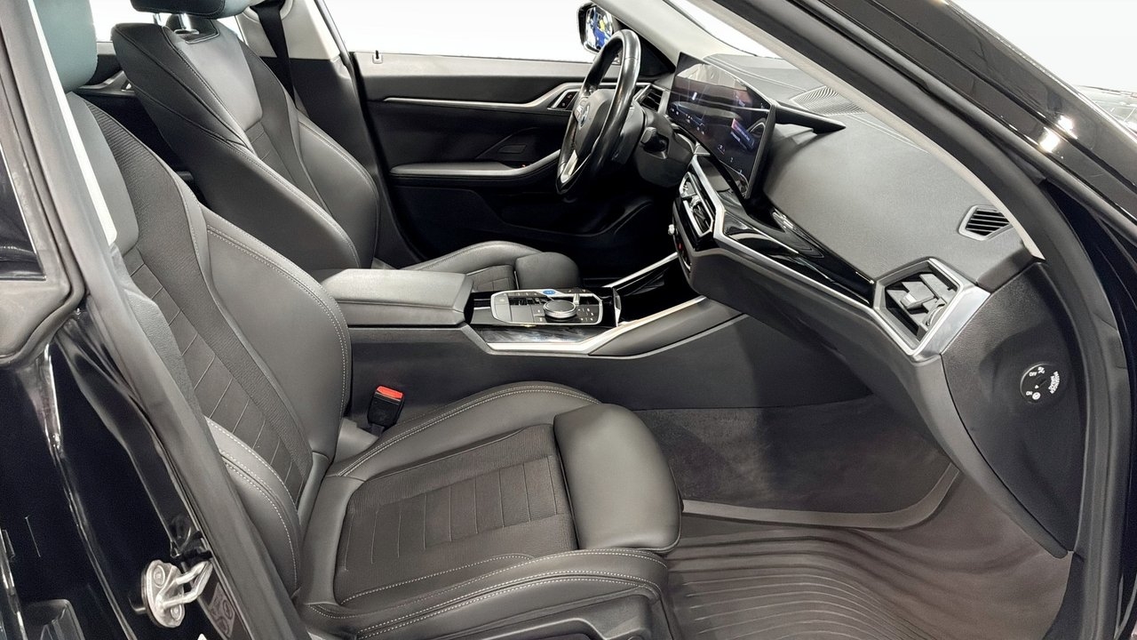 BMW i4 eDrive40 Backkamera PDC 2024, bild 3/9