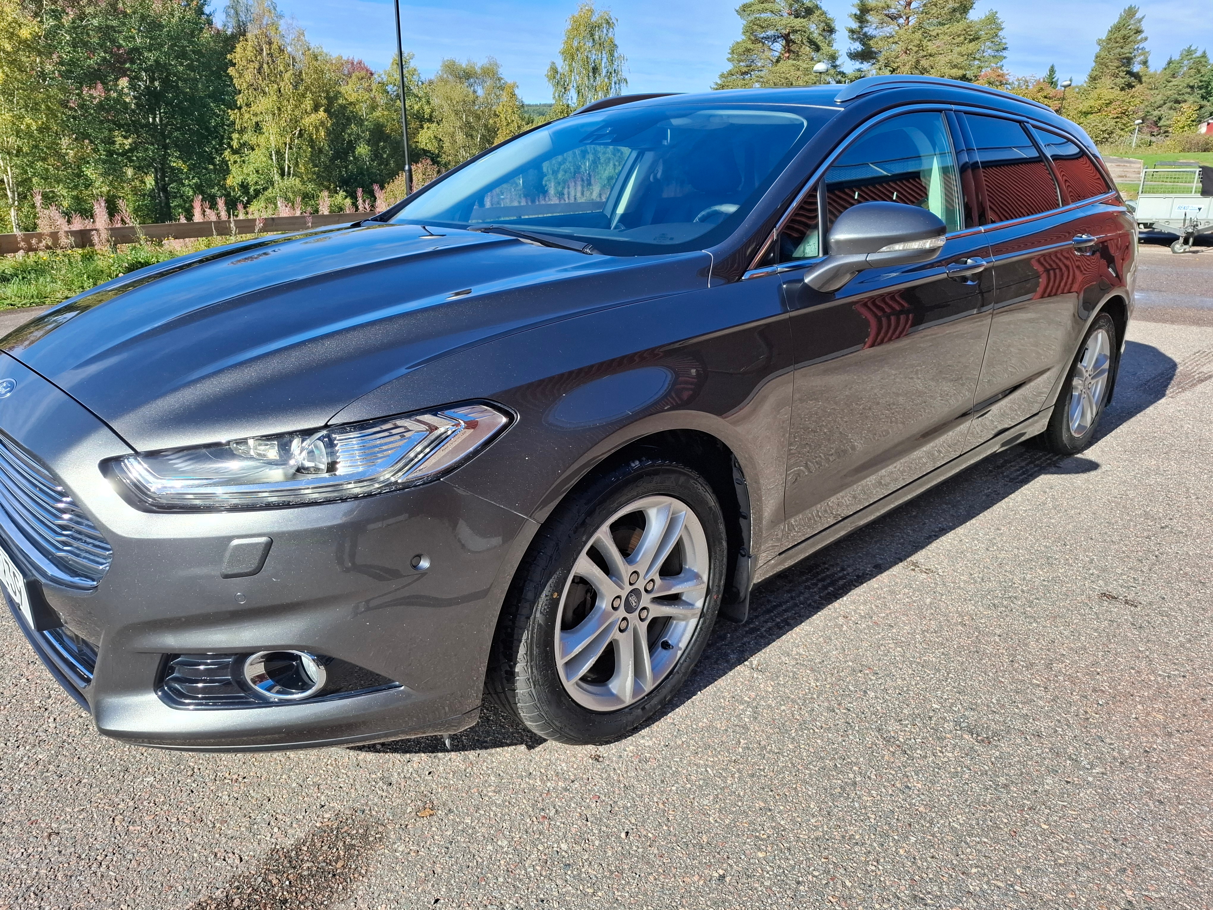 Ford Mondeo Kombi 2.0 TDCi Powershift 2016, bild 4/8