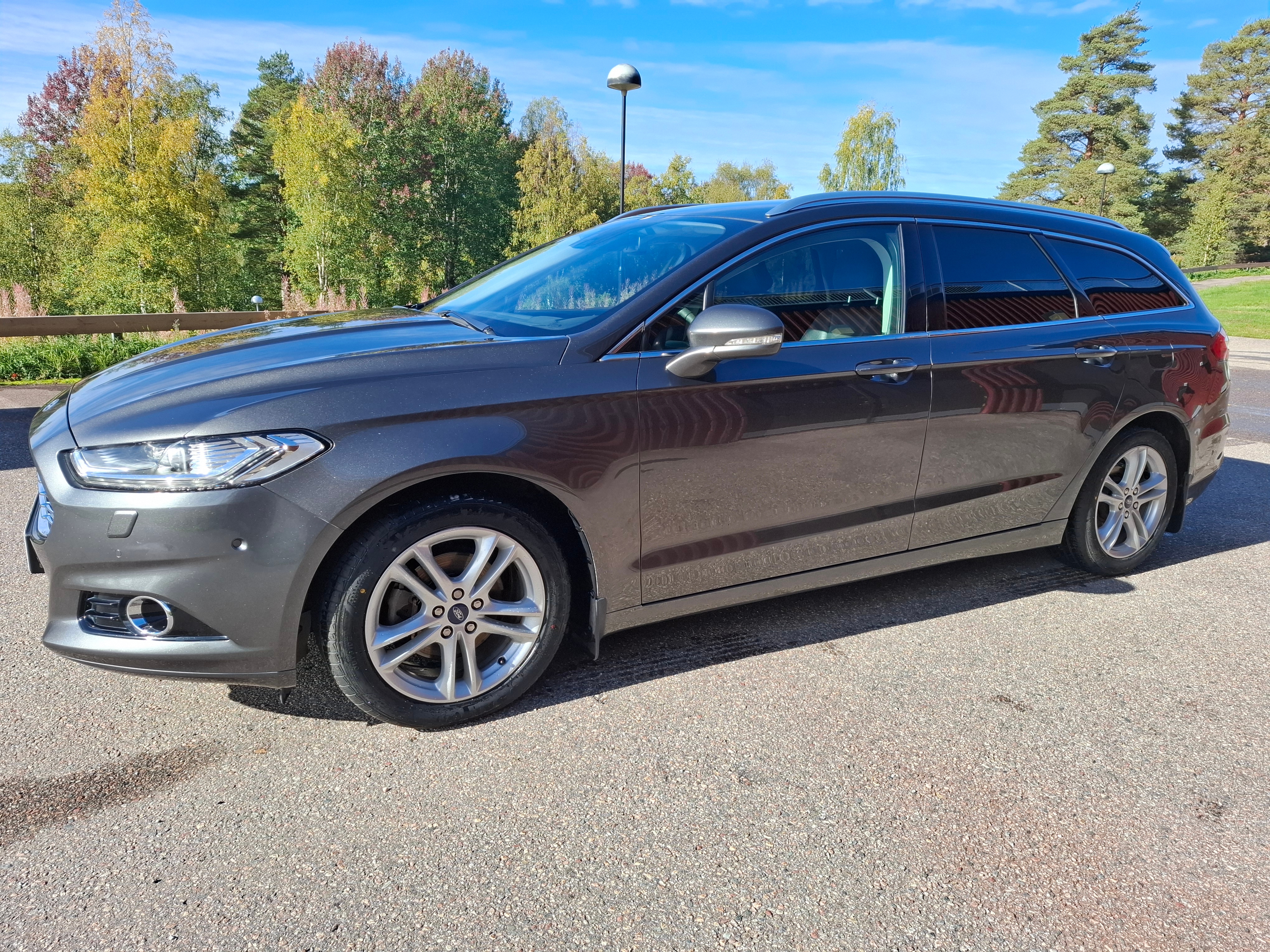 Ford Mondeo Kombi 2.0 TDCi Powershift 2016, bild 3/8