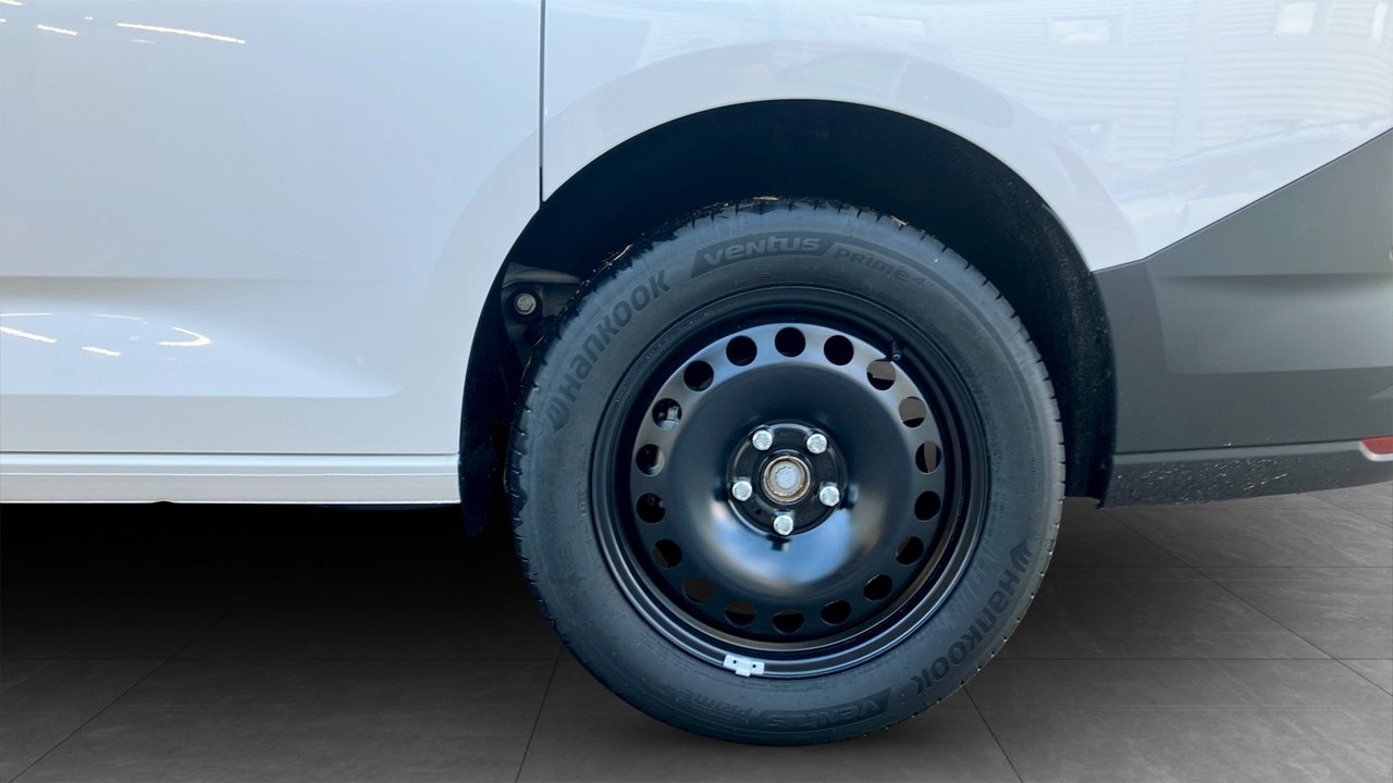 Volkswagen Caddy Cargo MAXI HJULBAS 2026, bild 6/10