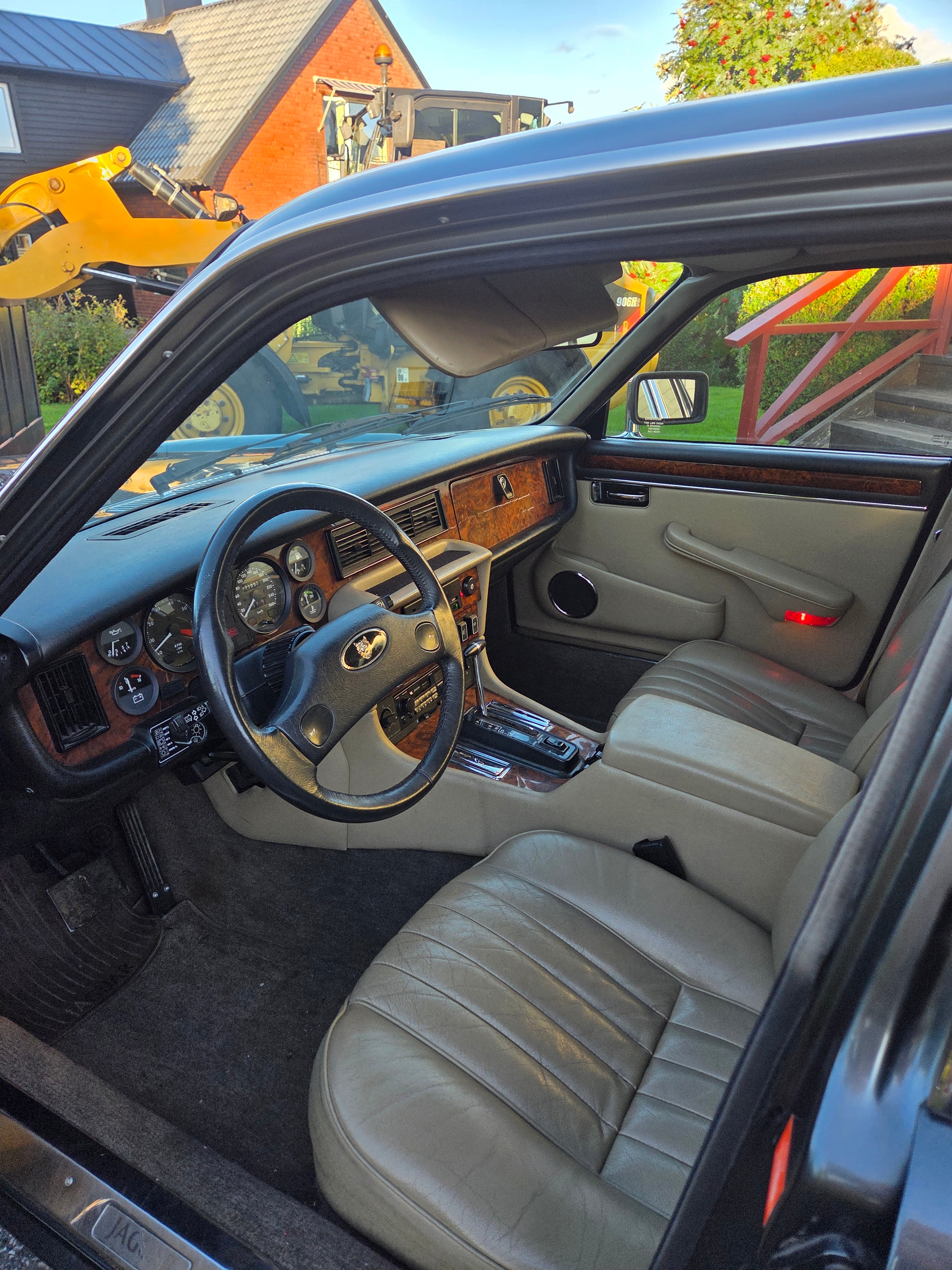 Jaguar XJ12 LWB 5.3 V12 Automatisk 1991, kuva 4/4