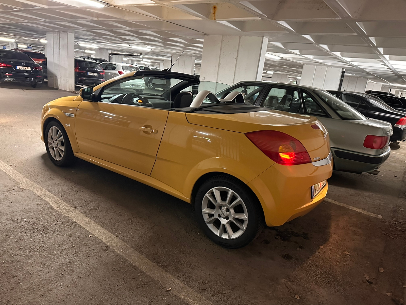 Opel Tigra TwinTop 1.4 Twinport Manuell 2005, bild 4/10