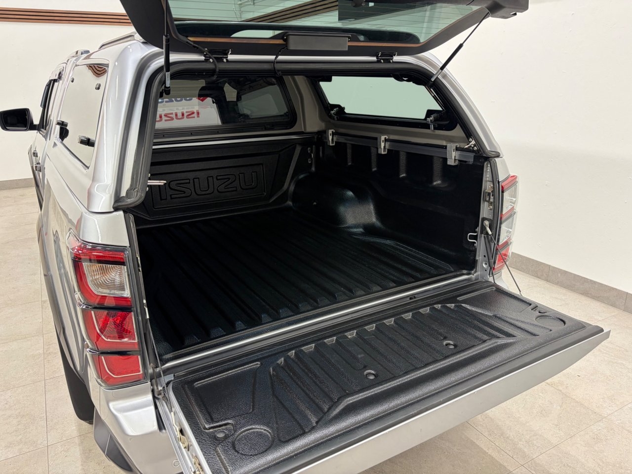 Isuzu D-max 2025, kuva 4/10