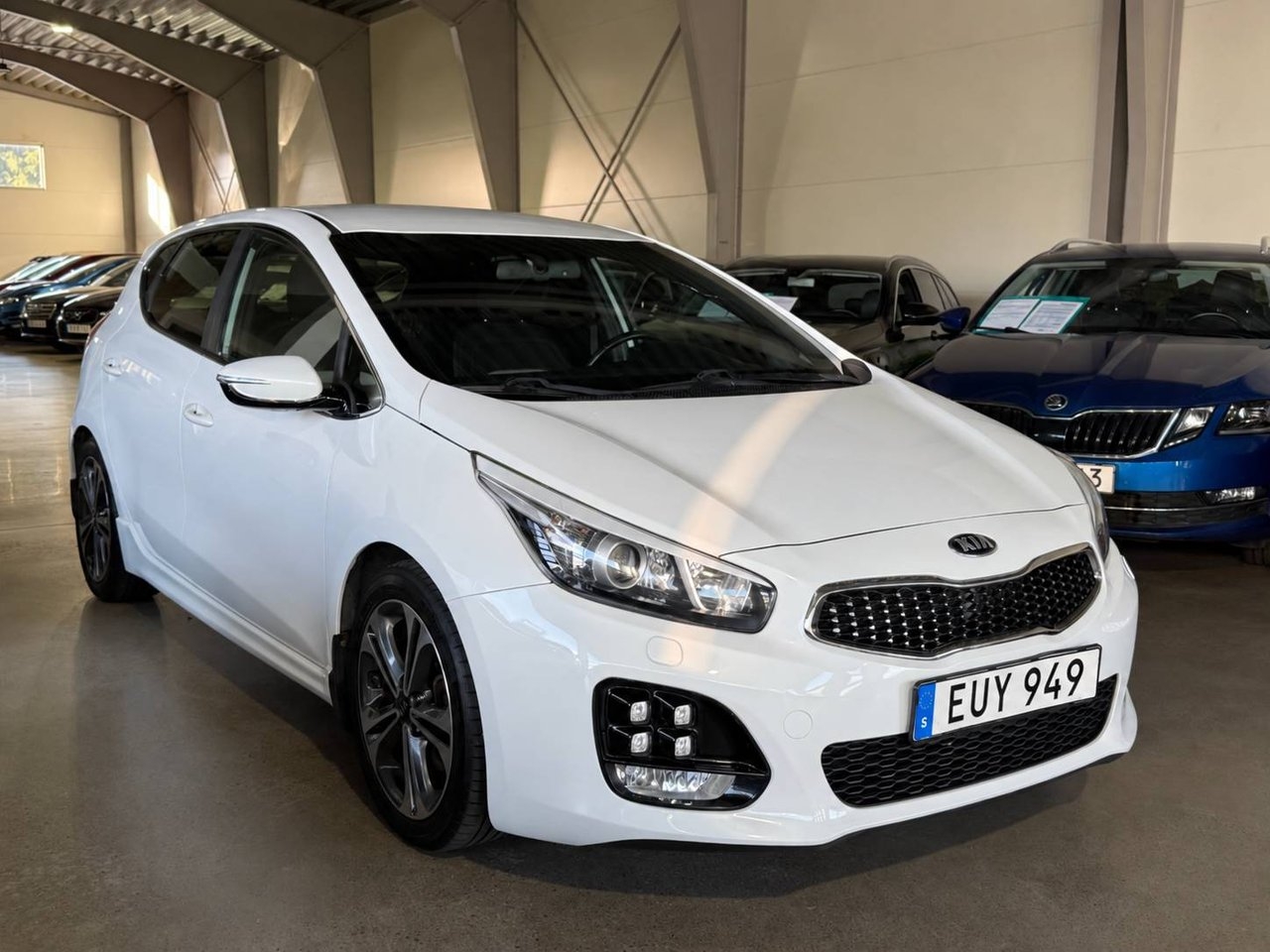 Kia Ceed 2017, bild 2/10