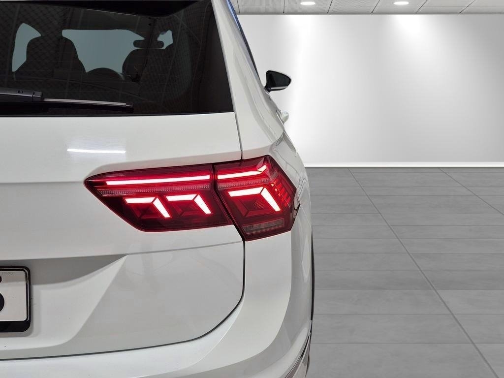 Volkswagen Tiguan 2021, bild 5/10