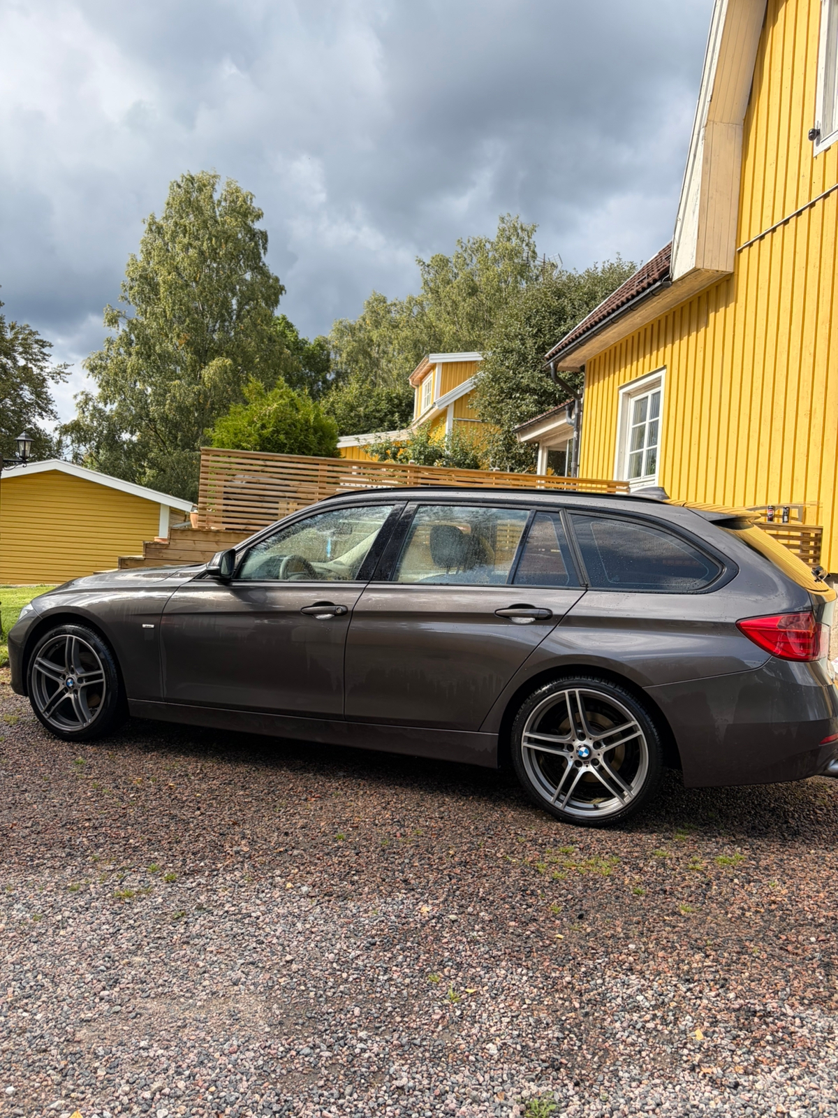 BMW 320 d Touring Manuell 2013, bild 4/10